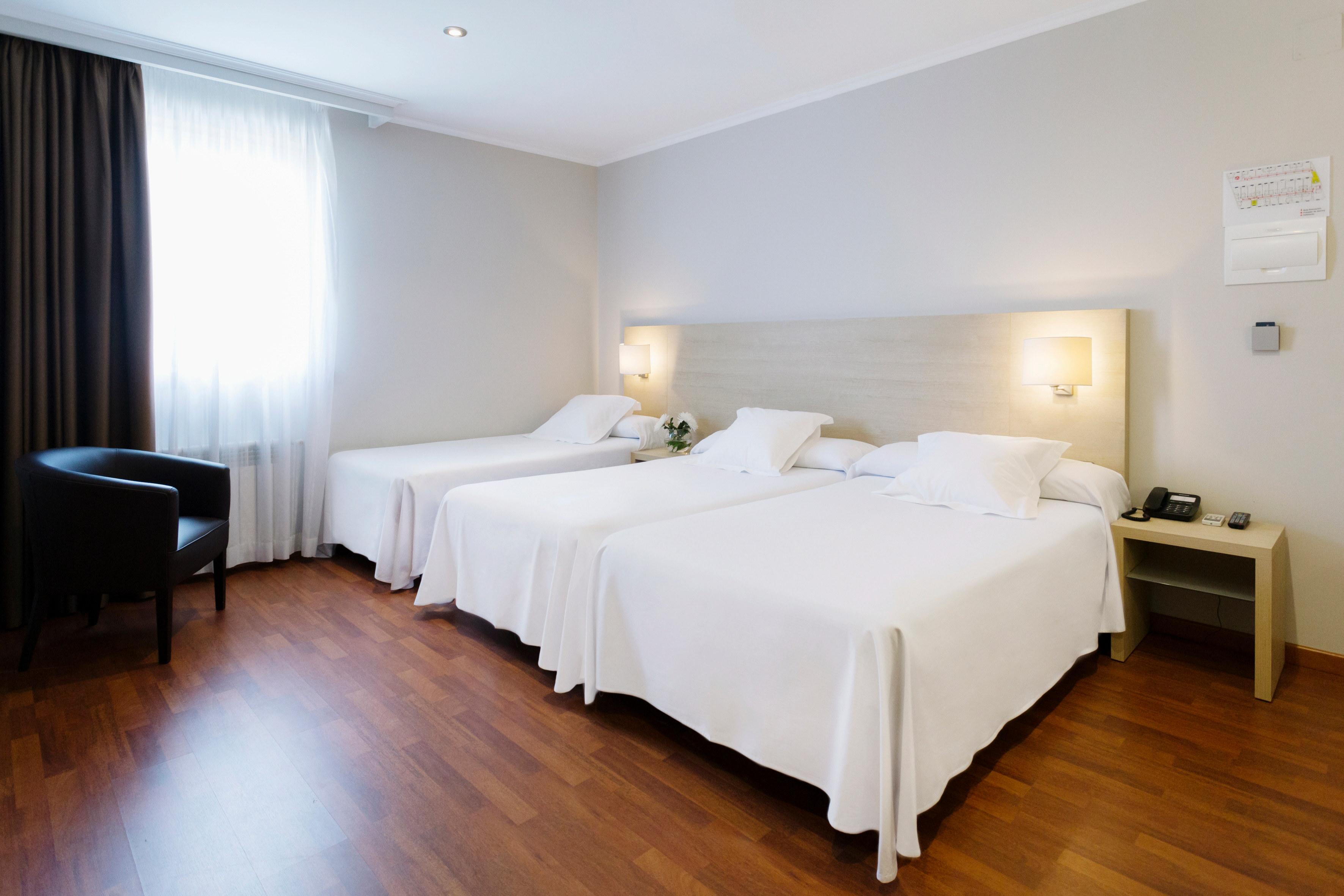 Hotel Valencia Ferrol Eksteriør billede