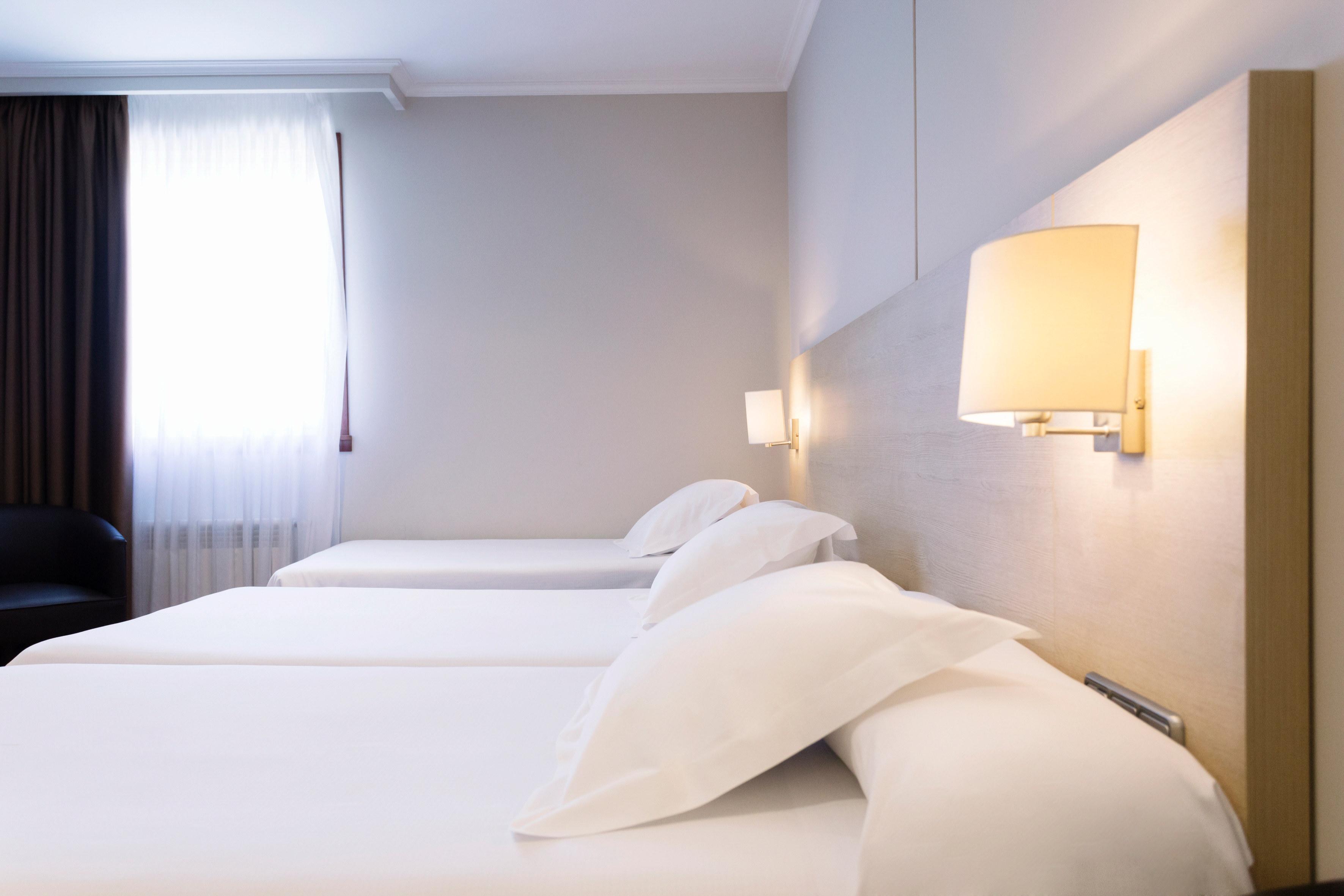 Hotel Valencia Ferrol Eksteriør billede