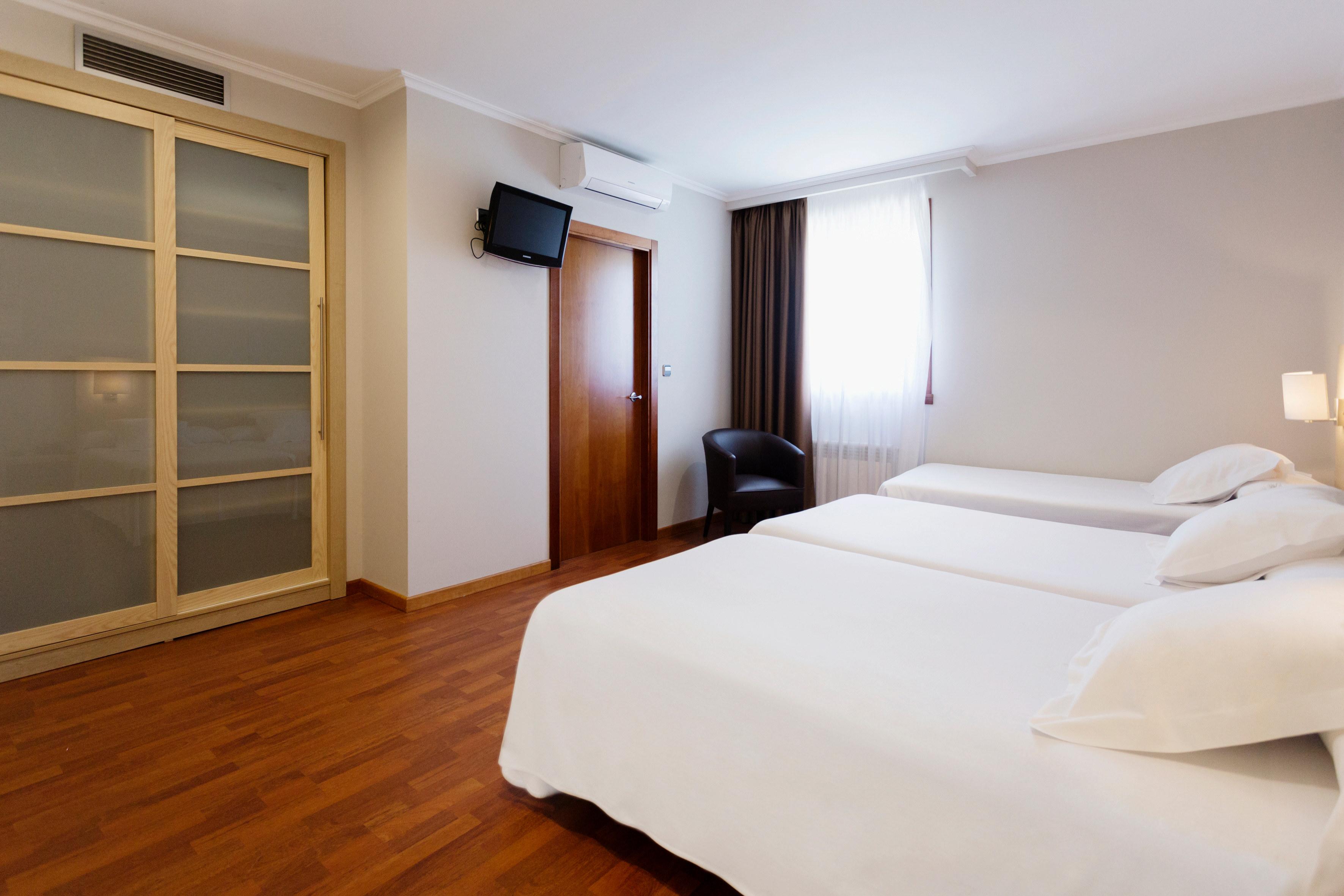 Hotel Valencia Ferrol Eksteriør billede