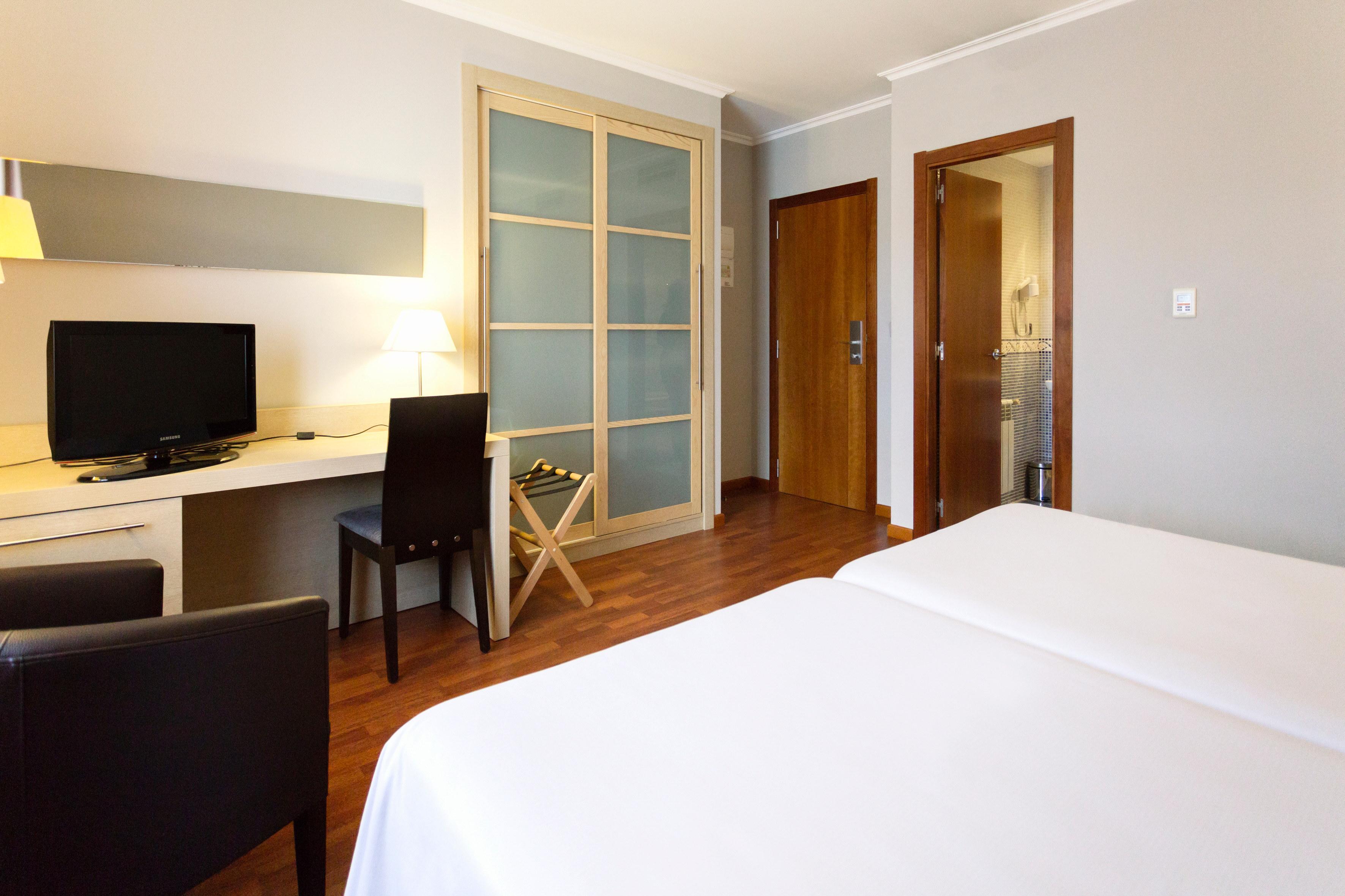 Hotel Valencia Ferrol Eksteriør billede