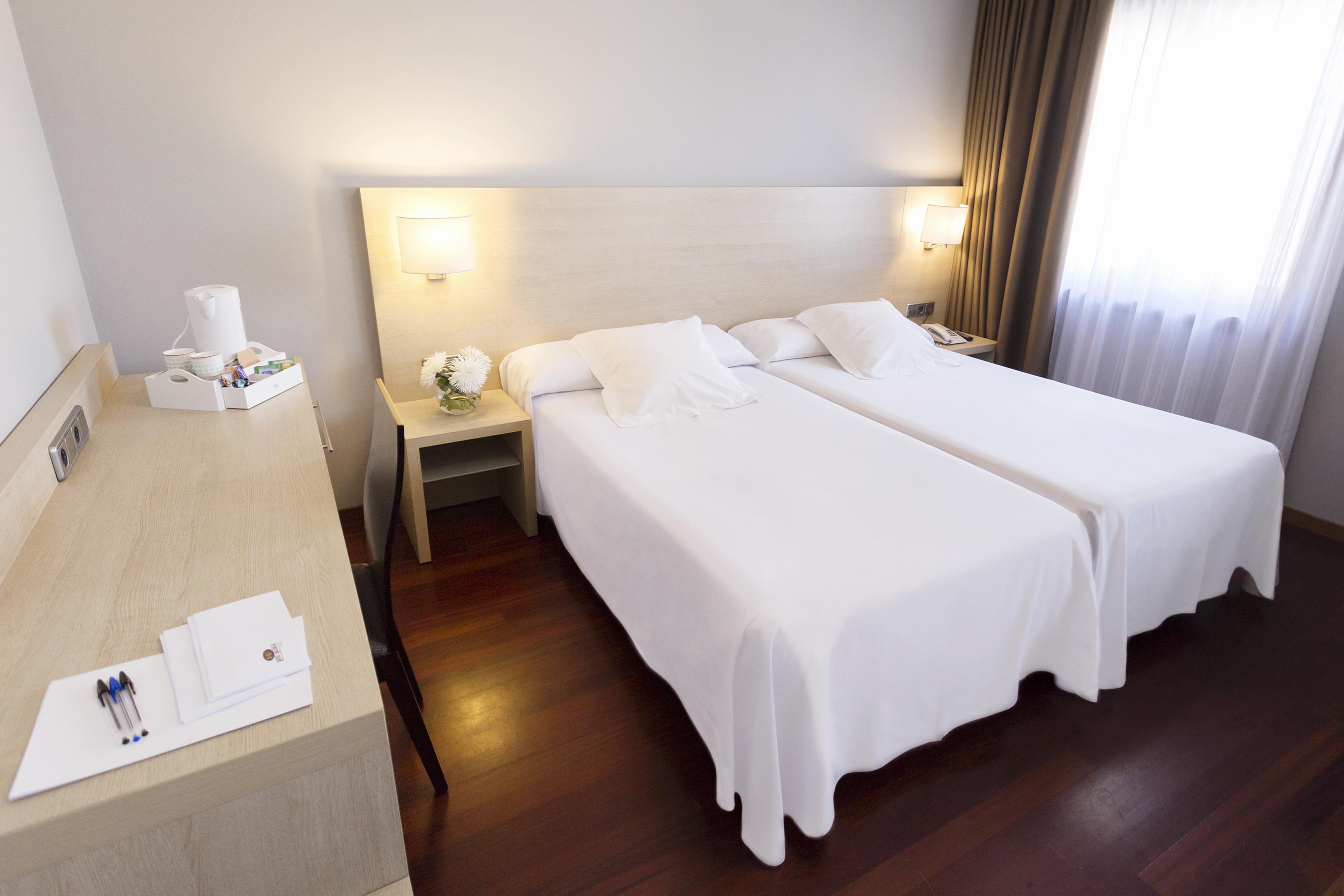 Hotel Valencia Ferrol Eksteriør billede