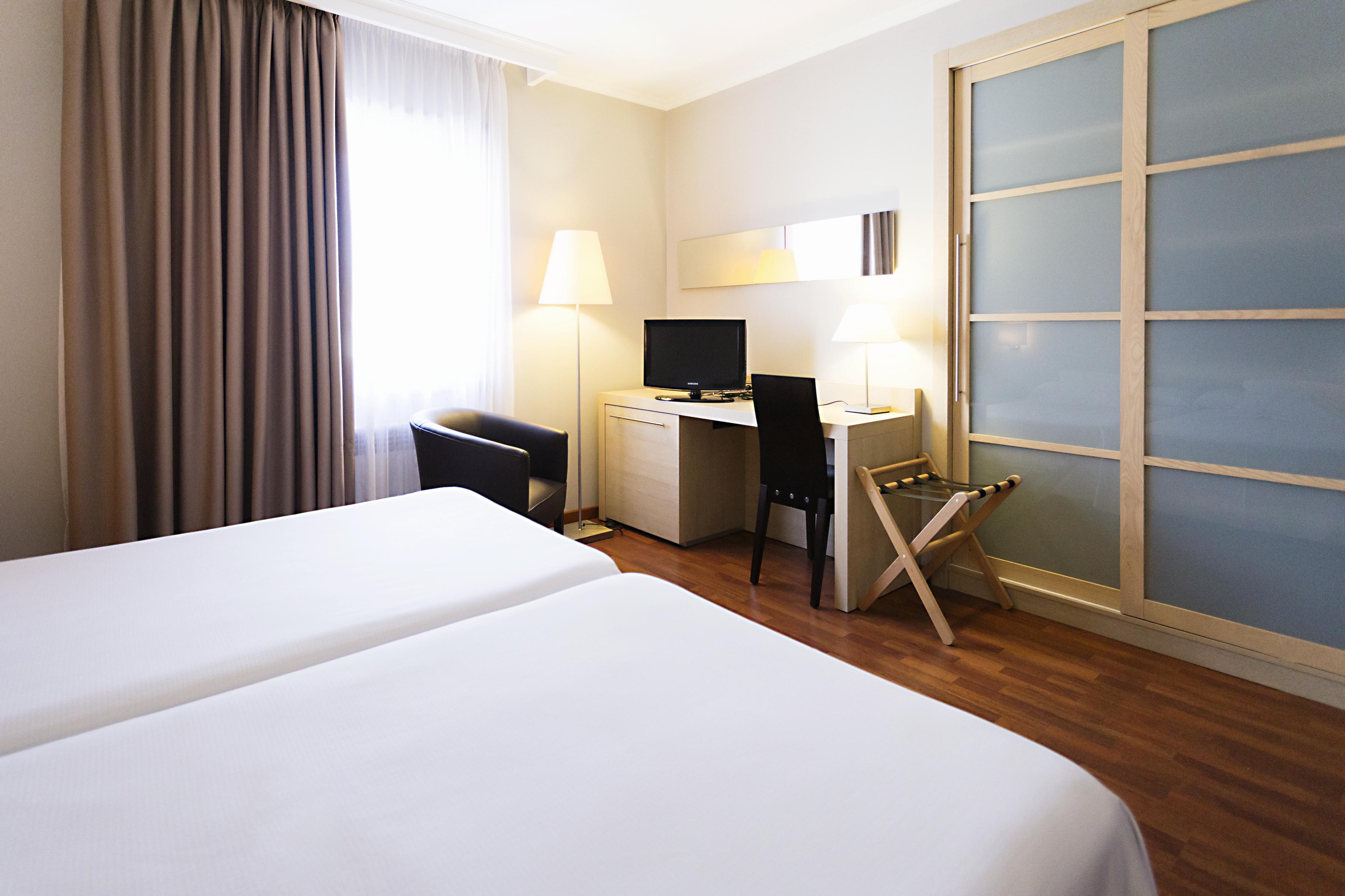 Hotel Valencia Ferrol Eksteriør billede