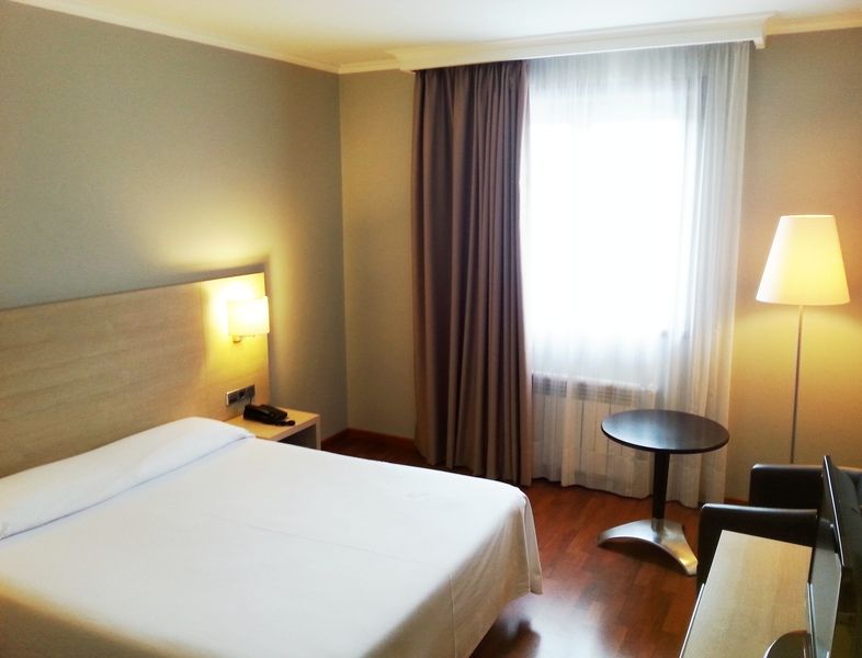 Hotel Valencia Ferrol Eksteriør billede